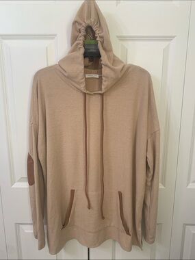 Chic Soul Tan Crewneck Hoodie with Brown Accents
